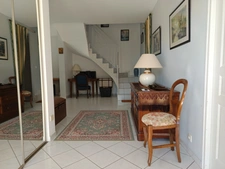 CONTEMPORAINE DE 5 CHAMBRES , QUARTIER RECHERCHE.