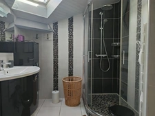 Maison d’Architecte Lumineuse 4 chambres , Piscine et Grand Jardin Paysager 