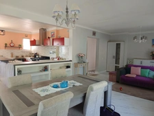 Exclusivité : Maison de plain-pied évolutive avec jardin – Clés en main