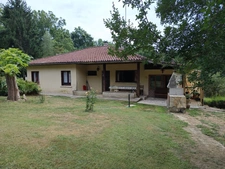 MAISON DE CAMPAGNE SUR UN TERRAIN ARBORE DE PLUS DE 1 HECTARE 300
