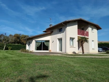 CONTEMPORAINE DE 5 CHAMBRES , QUARTIER RECHERCHE.