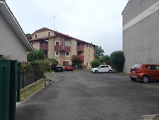 STUDIO COEUR DE VILLE EN REZ DE CHAUSSEE AVEC TERRASSE