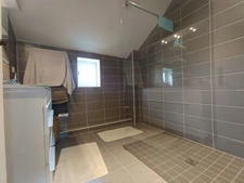 MAISON GASCOGNE QUATRE CHAMBRES ENTIEREMENT RENOVEE SUR 1 HECTARE ET SES DEPENDANCES 