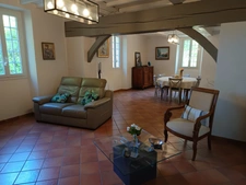 MAISON GASCOGNE QUATRE CHAMBRES ENTIEREMENT RENOVEE SUR 1 HECTARE ET SES DEPENDANCES 