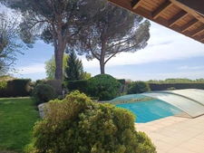Maison d’Architecte Lumineuse 4 chambres , Piscine et Grand Jardin Paysager 