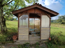 MAISON GASCOGNE QUATRE CHAMBRES ENTIEREMENT RENOVEE SUR 1 HECTARE ET SES DEPENDANCES 