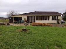 MAISON DE PLAIN-PIED EN CAMPAGNE DOTE DE 3 CHAMBRES