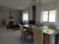 Exclusivité : Maison de plain-pied évolutive avec jardin – Clés en main