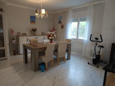 Exclusivité : Maison de plain-pied évolutive avec jardin – Clés en main
