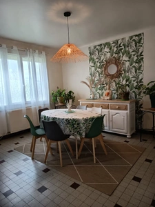 MAISON DE CAMPAGNE SUR SOUS SOL AU CALME ABSOLU.