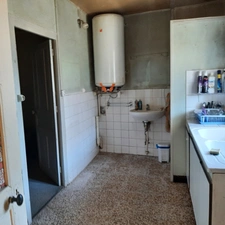 CHARMANTE FERMETTE POUR AMATEUR DE RÉNOVATION
