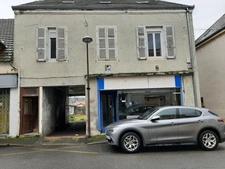 IMMEUBLE DE RAPPORT AVEC LOCAL COMMERCIAL ET APPARTEMENT. SURFACE TOTALE 144 M²