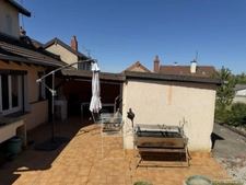 COQUETTE MAISON MITOYENNE HABITABLE SUR 2 NIVEAUX