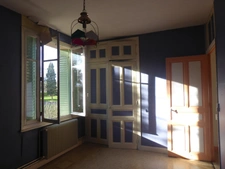  MAISON FAMILIALE A FORT POTENTIEL  AVEC SES 4 CHAMBRES, SON TERRAIN ET SON GRAND GARAGE