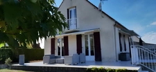 MAIGNIFIQUE MAISON RÉNOVÉE AVEC PISCINE ET CHALET INDÉPENDANT DANS QUARTIER PRISÉ DE GUEUGNON (71)