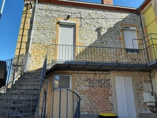 MAGNIFIQUE MAISON EN PIERRE DIVISÉE EN 3 APPARTEMENTS