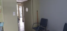 LOCAL COMMERCIAL AVEC APPARTEMENT ENTIEREMENT RÉNOVÉ EN PLEIN CENTRE VILLE DE GUEUGNON(71)