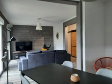 APPARTEMENT ENTIEREMENT RÉNOVÉ. 81 M² HABITABLE AVEC GARAGE ET CAVE