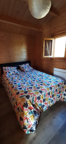 MAIGNIFIQUE MAISON RÉNOVÉE AVEC PISCINE ET CHALET INDÉPENDANT DANS QUARTIER PRISÉ DE GUEUGNON (71)