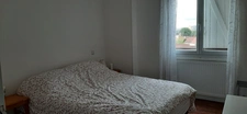 MAISON FAMIALE DE 4 CHAMBRES DANS QUARTIER TRANQUILLE