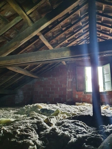  IDÉALE 1ER ACHAT POUR CETTE MAISON DE VILLE AVEC GARAGES, ATELIER ET SON TERRAIN