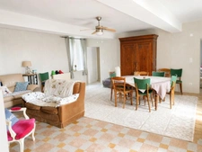 CHARMANTE MAISON DANS SON HAVRE DE PAIX
