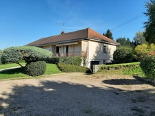 GRANDE MAISON MITOYENNE  A MODERNISER
