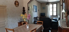 GRANDE MAISON FAMILIALE AVEC 4 CHAMBRES, DEPENDANCES ET TERRAIN