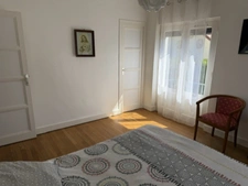 COQUETTE MAISON MITOYENNE HABITABLE SUR 2 NIVEAUX
