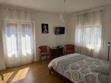 COQUETTE MAISON MITOYENNE HABITABLE SUR 2 NIVEAUX