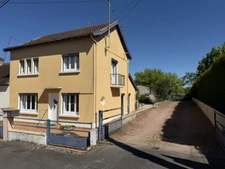 COQUETTE MAISON MITOYENNE HABITABLE SUR 2 NIVEAUX