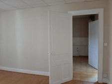 MAGNIFIQUE MAISON EN PIERRE DIVISÉE EN 3 APPARTEMENTS
