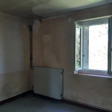 CHARMANTE FERMETTE POUR AMATEUR DE RÉNOVATION