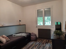 APPARTEMENT ENTIEREMENT RÉNOVÉ. 81 M² HABITABLE AVEC GARAGE ET CAVE