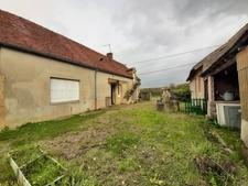 CHARMANTE FERMETTE POUR AMATEUR DE RÉNOVATION