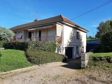 GRANDE MAISON MITOYENNE  A MODERNISER