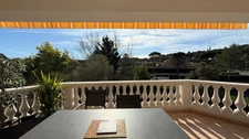 Trois pièces en dernier étage à vendre  SAINT RAPHAEL (83)