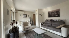 Appartement 2 pièces à vendre avec garage parking et cave SAINT RAPHAEL (83)