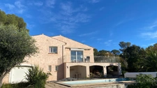 Maison 4 pièces au calme avec piscine à vendre SAINT RAPHAEL (83)