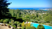 Propriété vue mer panoramique - Cadre d’exception entre BANDOL et SANARY SUR MER (83)
