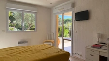 Lumineux appartement 3 pièces de standing à vendre  SAINT RAPHAEL (83)