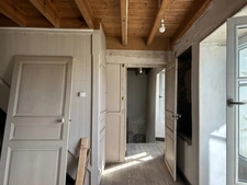 MAISON DE BOURG A FINIR DE RÉNOVER, 111 M² EXPLOITABLES, DÉPENDANCES, TERRAIN 1310M²... A SAISIR !!