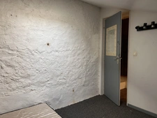 ENSEMBLE IMMOBILIER A RESTAURER (3 LOGEMENTS et une DÉPENDANCE) , CENTRE BOURG, JARDIN, PROCHE ÉCOLE