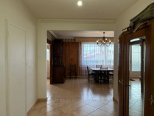 MAISON DE 1967, 4 CHAMBRES, GARAGE ET VERANDA SUR 400M² EN SECTEUR RÉSIDENTIEL