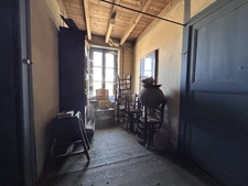 ENSEMBLE IMMOBILIER A RESTAURER (3 LOGEMENTS et une DÉPENDANCE) , CENTRE BOURG, JARDIN, PROCHE ÉCOLE