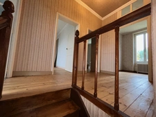 CHARMANTE MAISON INDIVIDUELLE  PROCHE CENTRE BOURG SUR 1751 M² DE JARDIN, ANNEXES et DÉPENDANCES