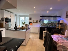 JOLIE MAISON DE VILLAGE ENTIÈREMENT RÉNOVÉE EN 2024, 3 CHAMBRES, JARDIN 700 M² à 50 m. LIBRE JUILLET 2026