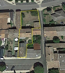 ENSEMBLE IMMOBILIER CENTRE BOURG, POSSIBILITÉS DE 3 LOGEMENTS !!