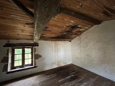 ENSEMBLE DE TROIS BÂTISSES (166, 42 et 36 m²) A RESTAURER ENTIÈREMENT, SUR 1382 M² AU CALME ET SANS VIS A VIS !!
