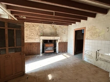 ENSEMBLE DE TROIS BÂTISSES (166, 42 et 36 m²) A RESTAURER ENTIÈREMENT, SUR 1382 M² AU CALME ET SANS VIS A VIS !!